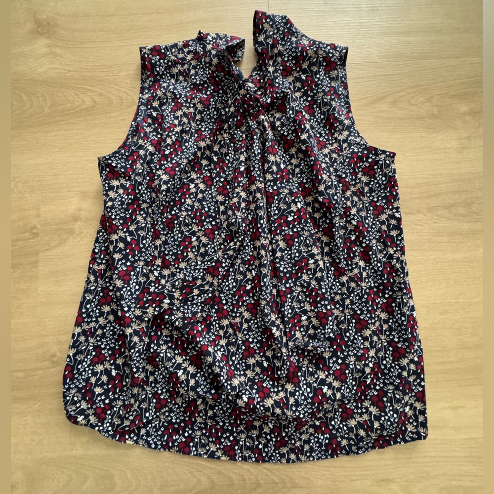 Tommy Hilfiger Navy Floral High Neck Sleeveless Blouse (Size Small)